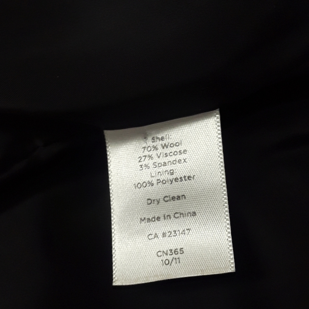 Talbots Single Button Gray Blazer - Size 6P - Picture 8 of 8